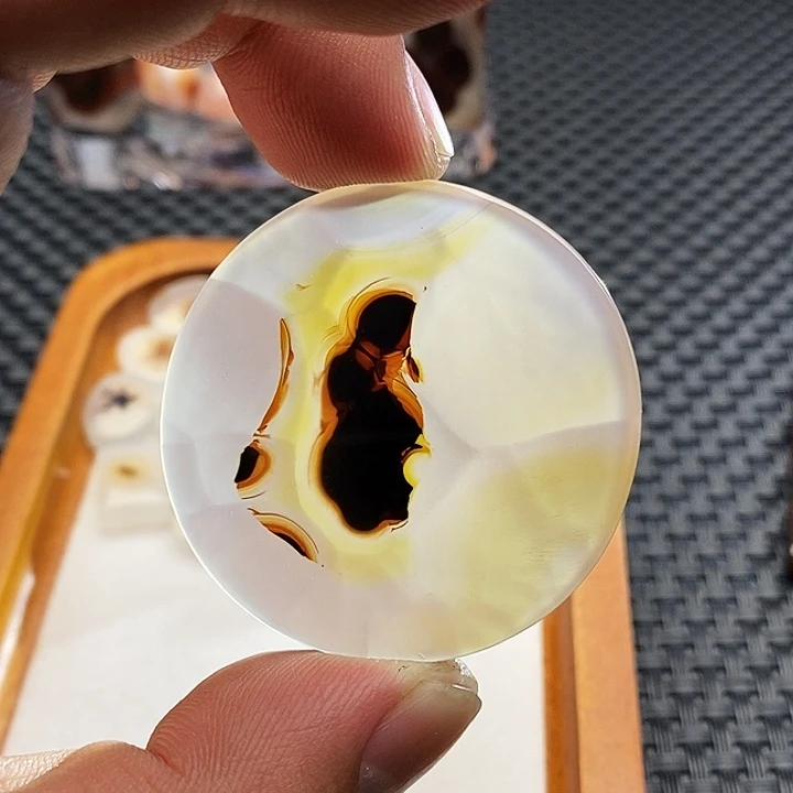 黑***哥玛瑙/玉髓未镶嵌吊坠(不含链)