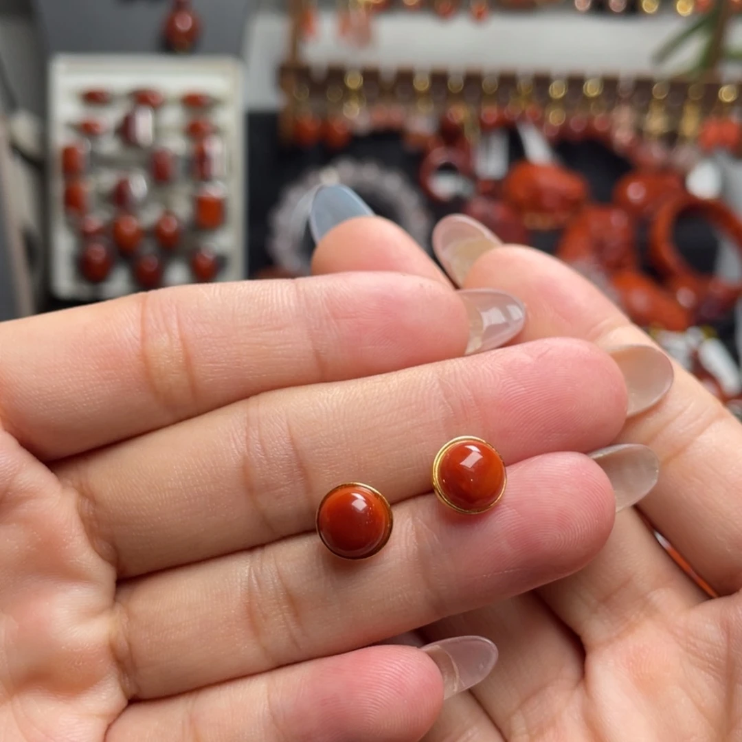 【闪购商品】银S925镶嵌耳钉南红玛瑙
