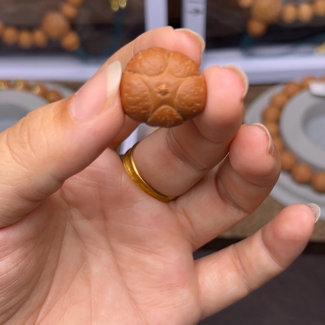 凤眼菩提吊坠?***?