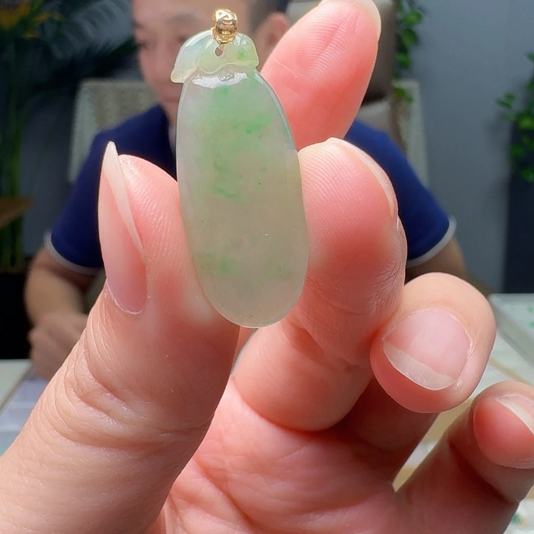 翡翠18K金镶嵌吊坠(不含链)天然