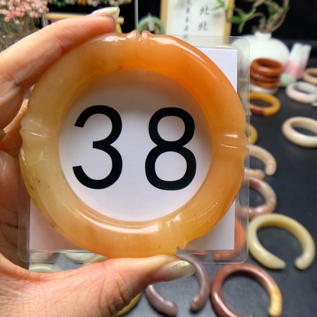 石英质玉手镯未镶嵌夜*