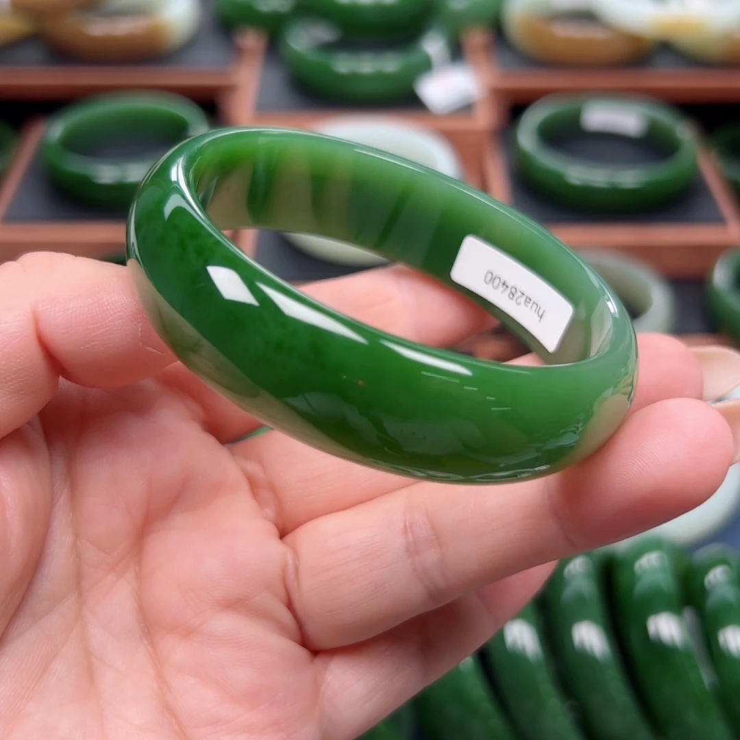 未镶嵌手镯和田玉（碧玉）606162圈口