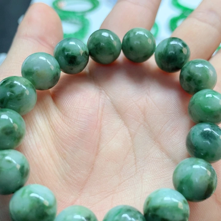 翡翠未镶嵌手链翡翠