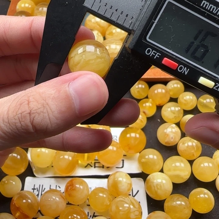 蜜蜡未镶嵌珠宝奇石天然65