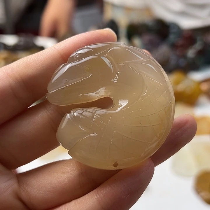 未镶嵌颈饰玛瑙/玉髓