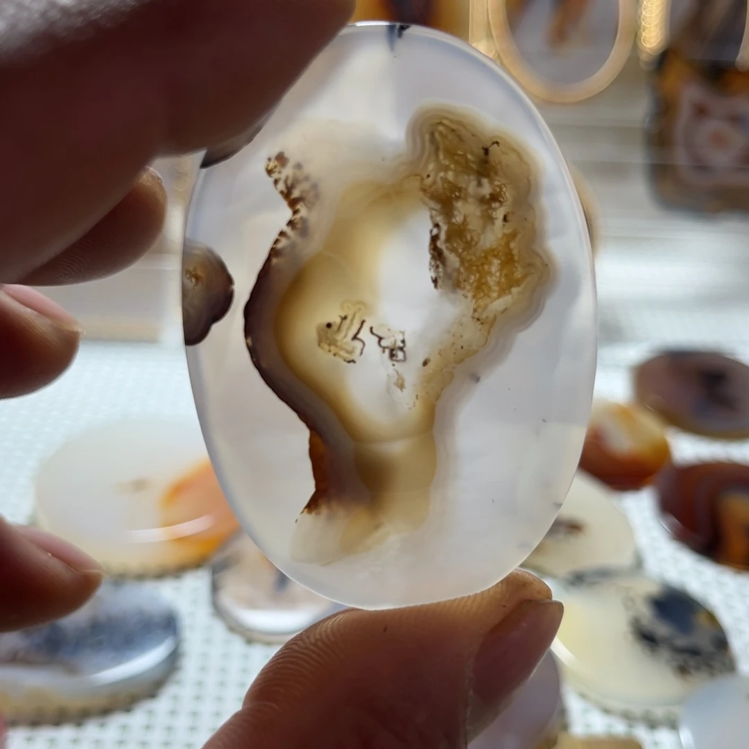 玛瑙/玉髓合金颈饰