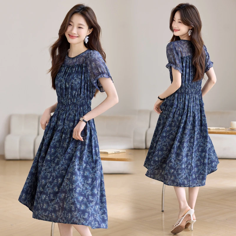 法式碎花连衣裙女2025夏季新款高级感洋气减龄收腰显瘦中长款裙子