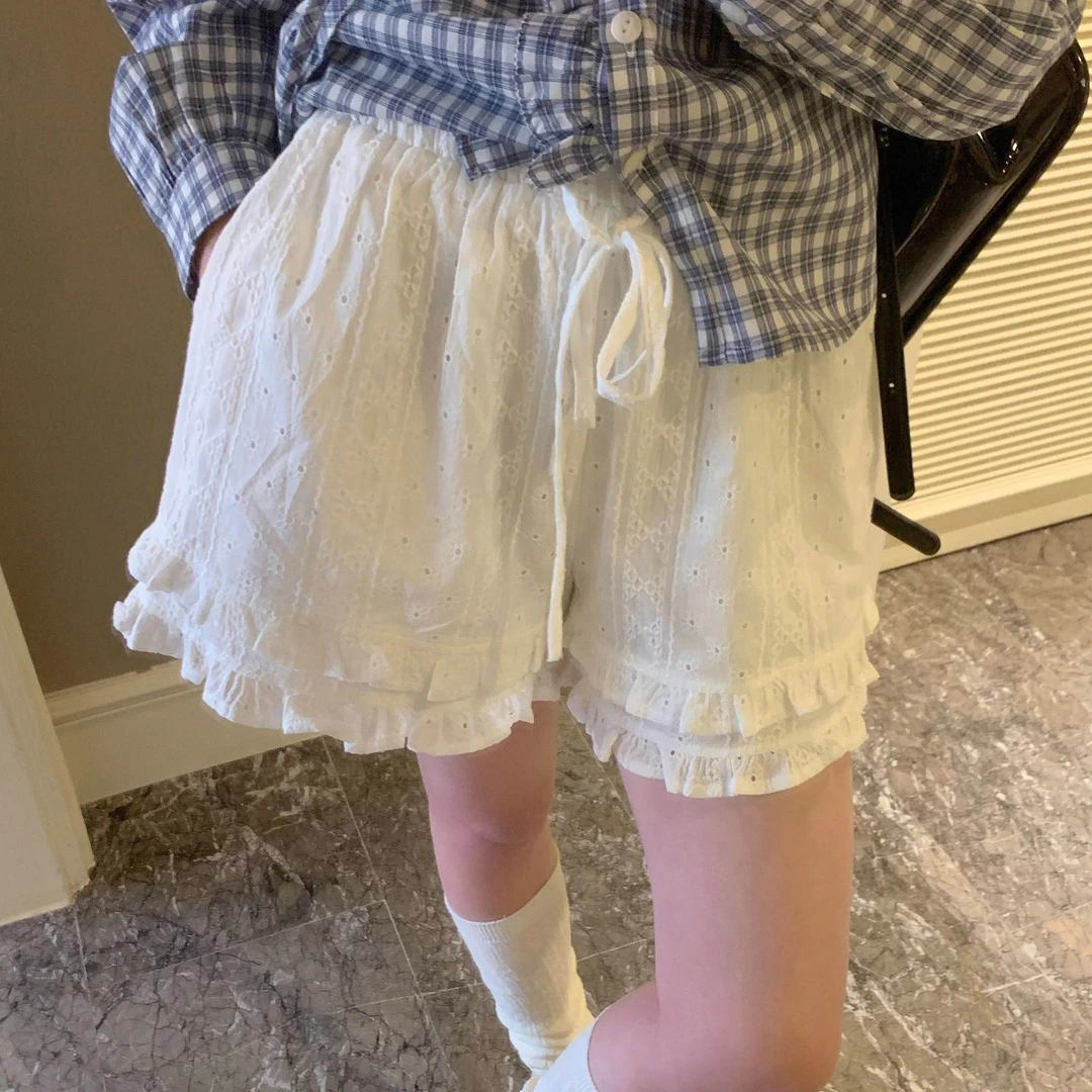高端货~甜美减龄蕾丝拼接纯欲感白色花边短裤 百搭松紧腰休闲裤