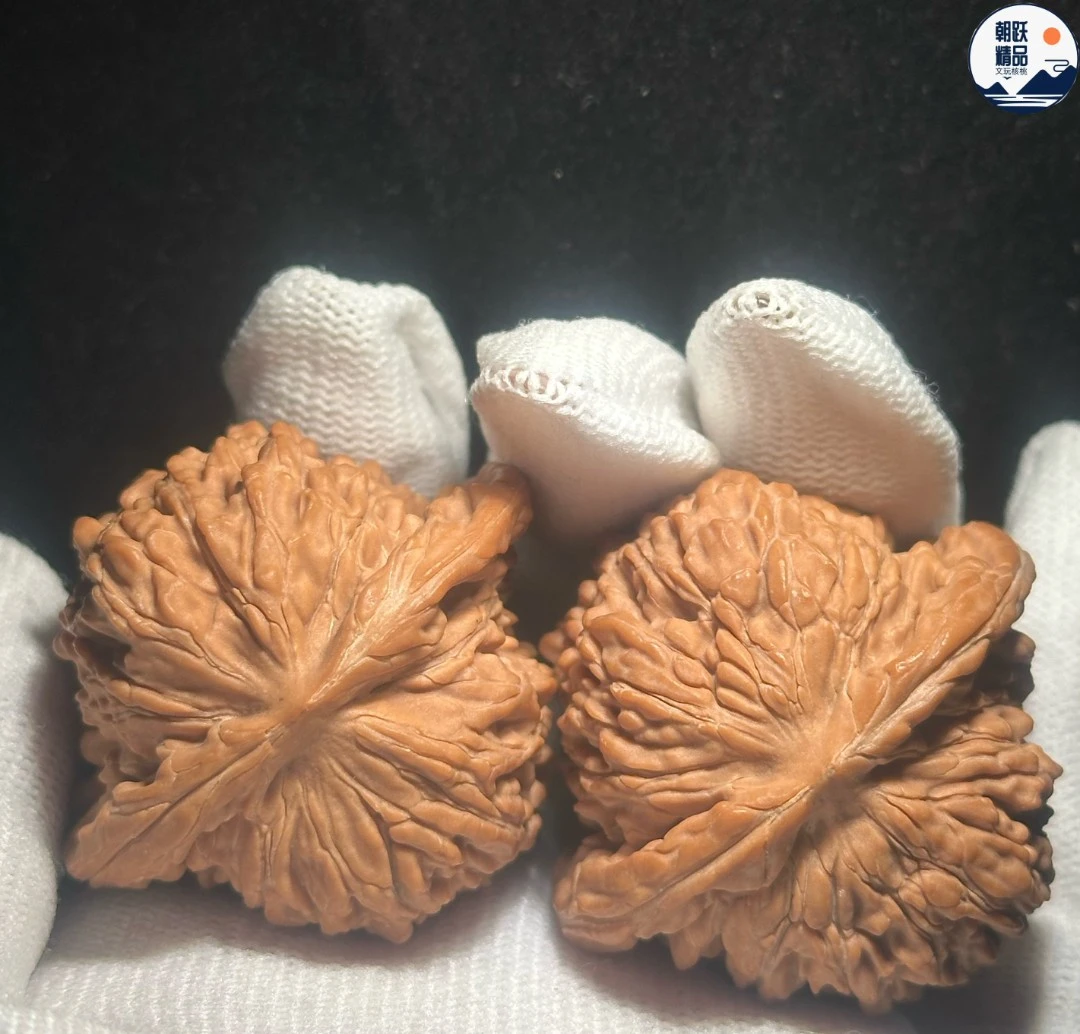 2025年新果全品四座楼文玩核桃