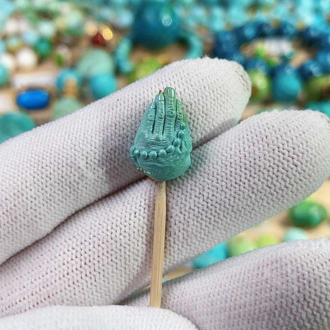 绿松石未镶嵌珠宝奇石