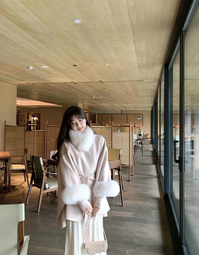 【致爱丽丝】反季福利斗篷羊毛狐狸毛双面呢大衣女毛呢外套