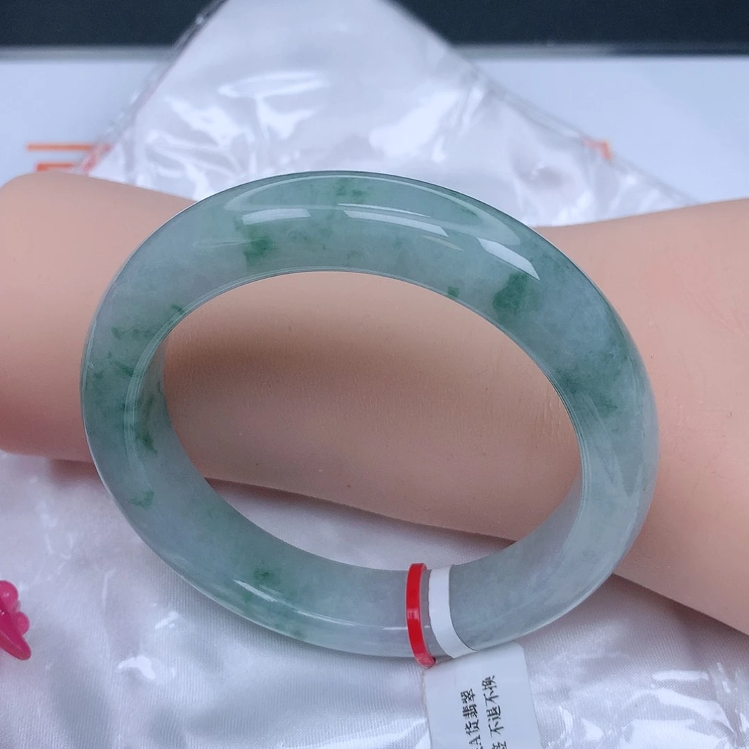 【闪购商品】未镶嵌手镯翡翠，57