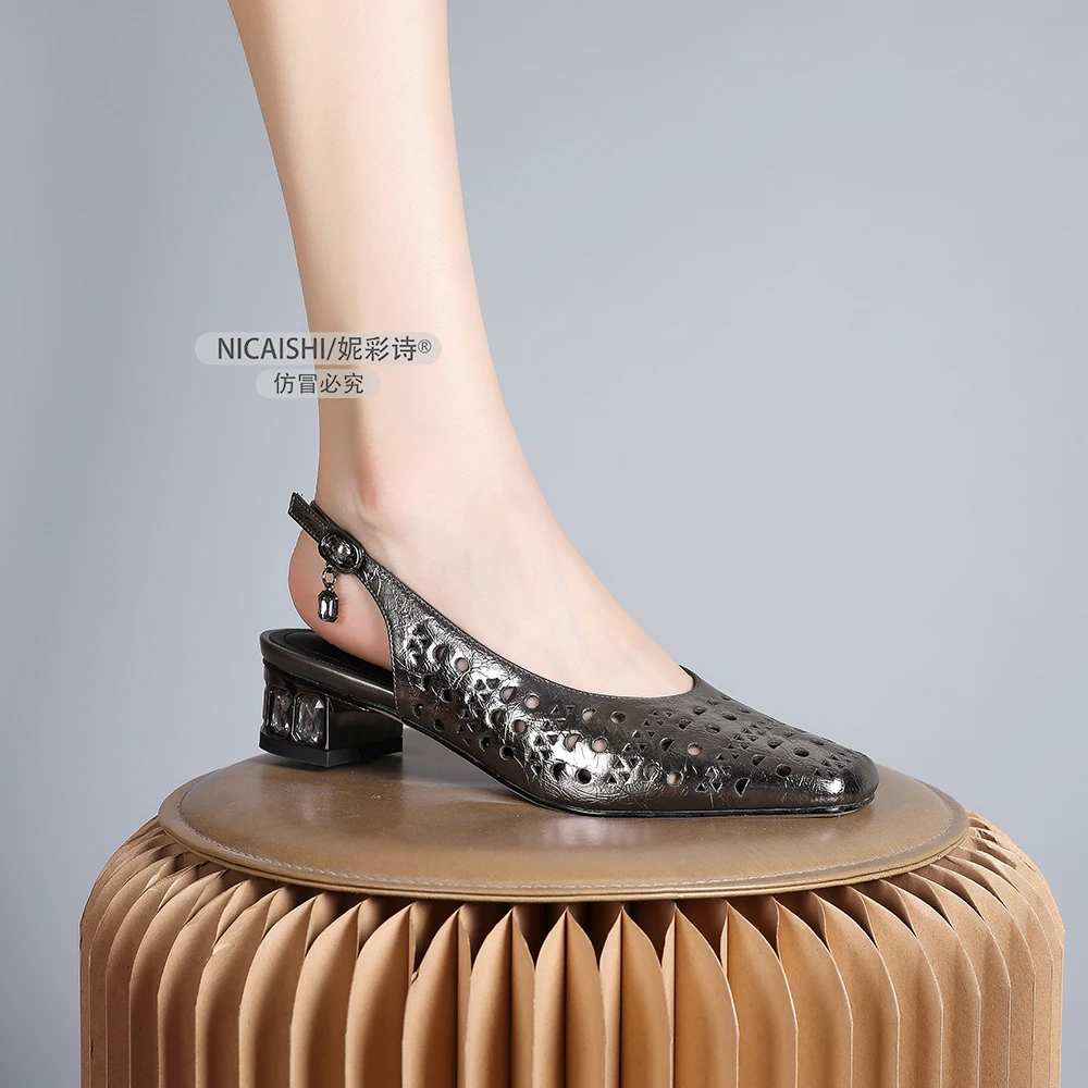 2025年新款法式包头凉鞋舒适粗跟圆头时尚百搭后空女鞋2381