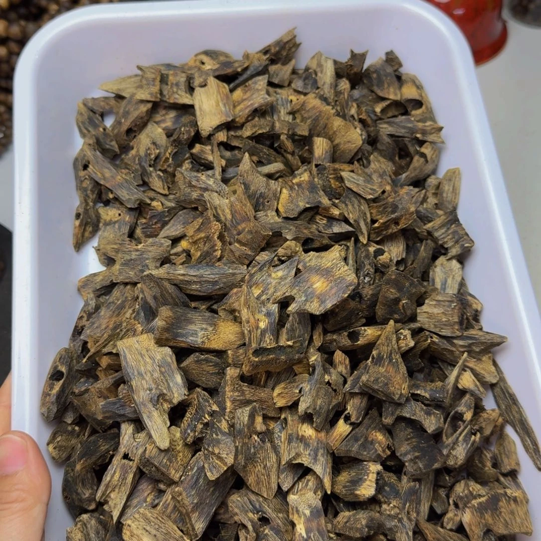 沉香碎屑沉香绿棋张勺子部分沉100克