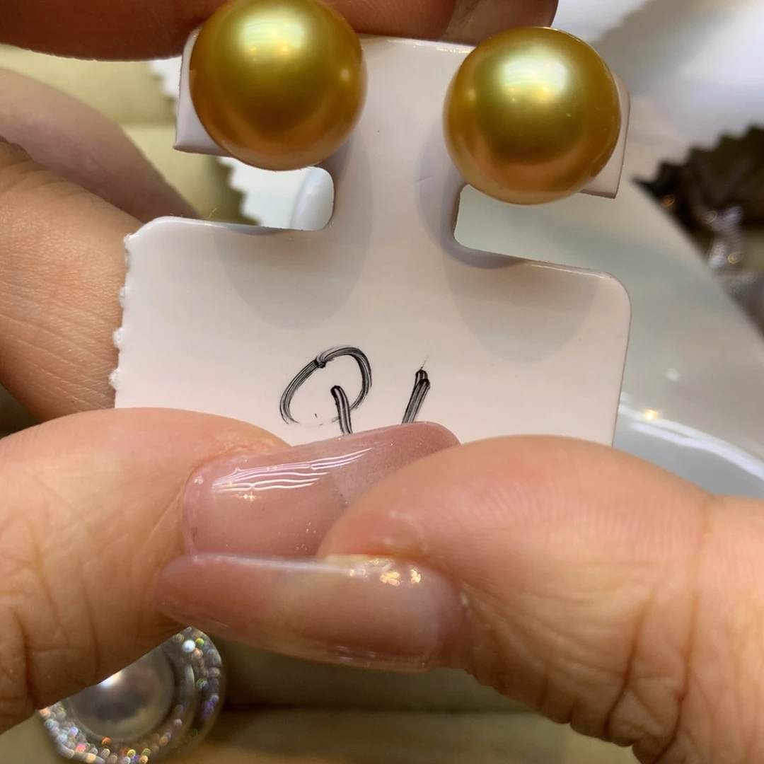 18K金镶嵌耳饰海水珍珠