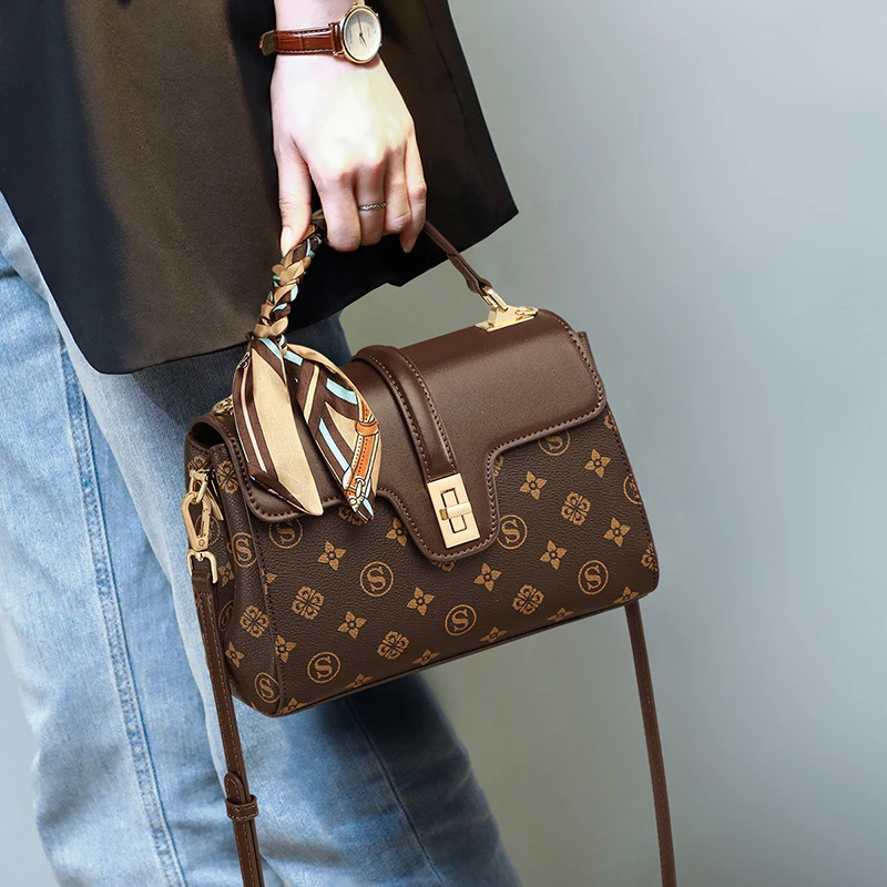 手提包包2025新款新夏女包斜挎包单肩轻奢大气高级感妈妈包箱包