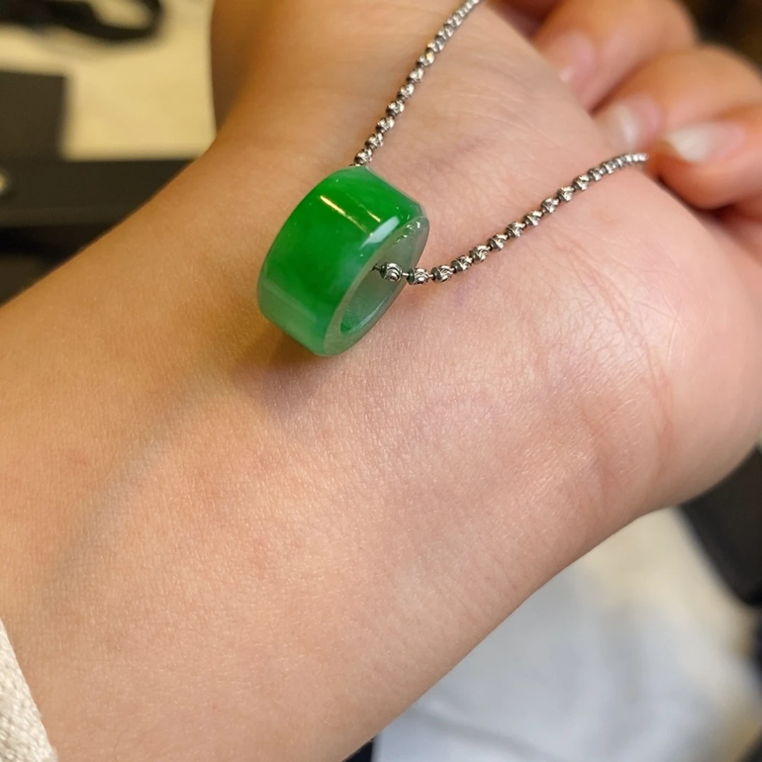 翡翠吊坠(不含链)未镶嵌裸石路路通