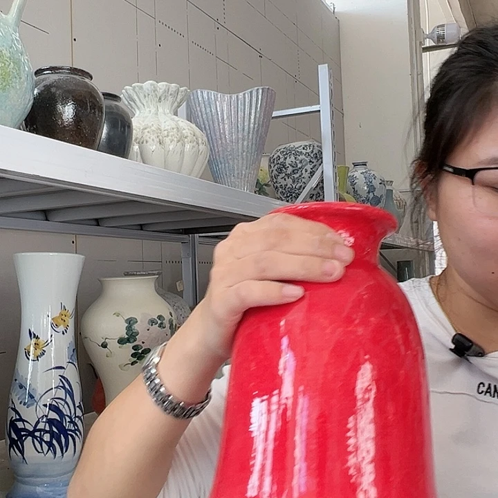 景德镇陶瓷花瓶工厂