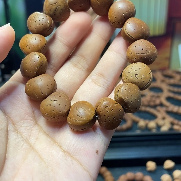 手串/手链橄榄核龙纹