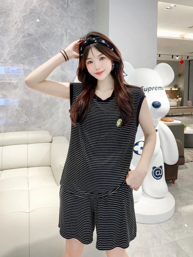 新款睡衣女士大码宽松舒适刺绣条纹家居服套装