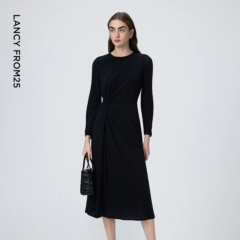 朗姿圆领捏褶修身简约设计感连衣裙气质通勤裙子女2026年春季新款
