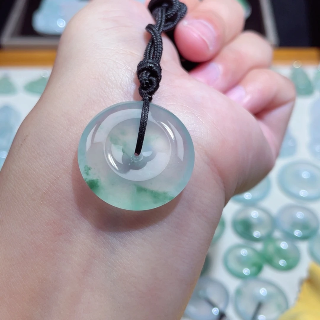 颈饰未镶嵌翡翠扣子