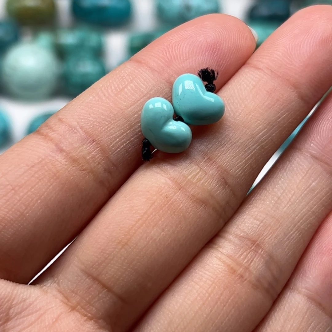 未镶嵌绿松石珠宝奇石