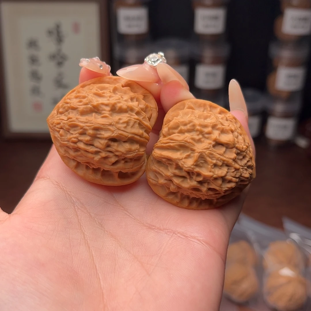 吊坠文玩核桃卡**博金牛