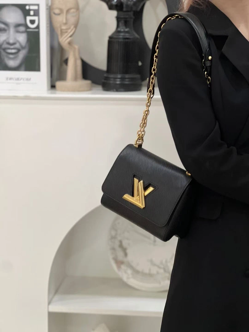 99新 LouisVuitton/路易威登 lv twist小号黑金/公价无/甄选