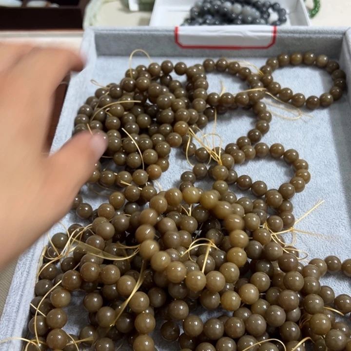 未镶嵌和田玉（糖玉）挂件