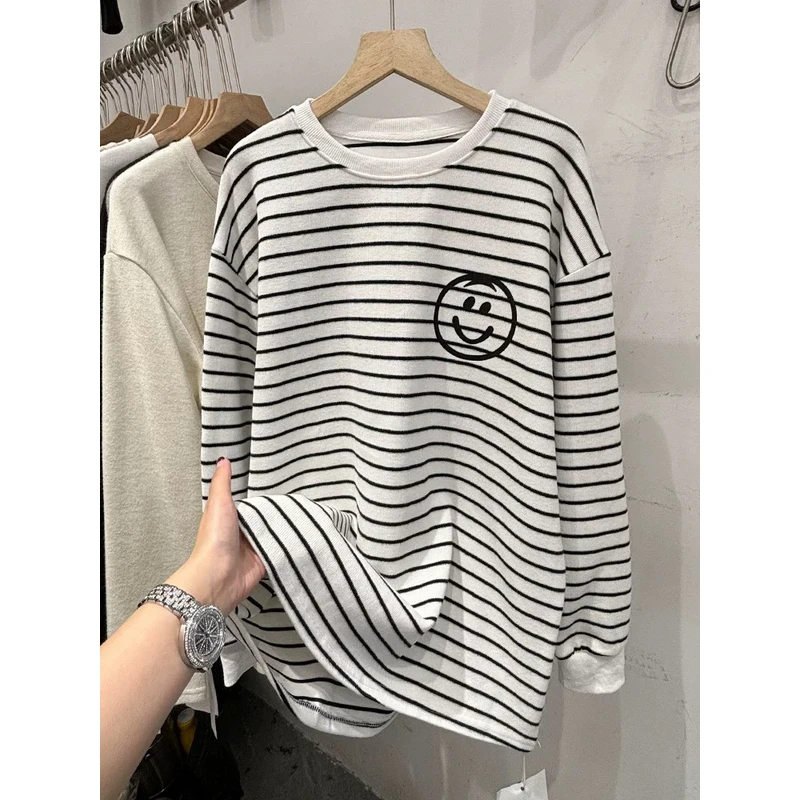 C22-黑白条纹打底衫