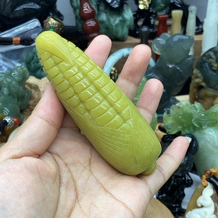 未镶嵌岫玉手把件