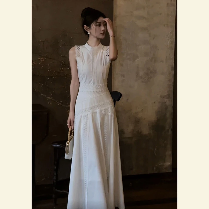 夏季上流社会法式名媛气质高级感高智千金风白色无袖蕾丝连衣裙女