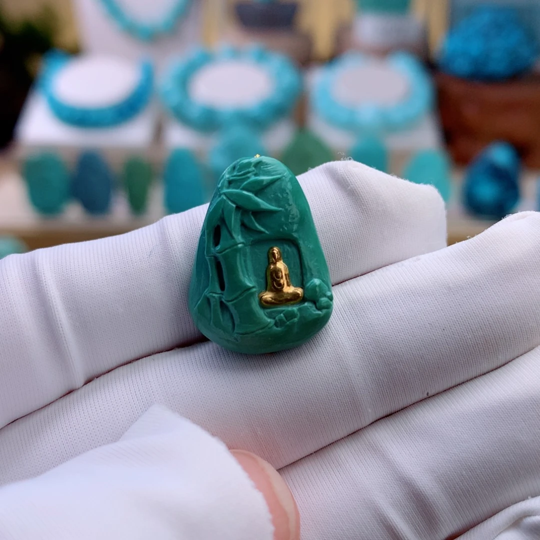 绿松石未镶嵌挂件