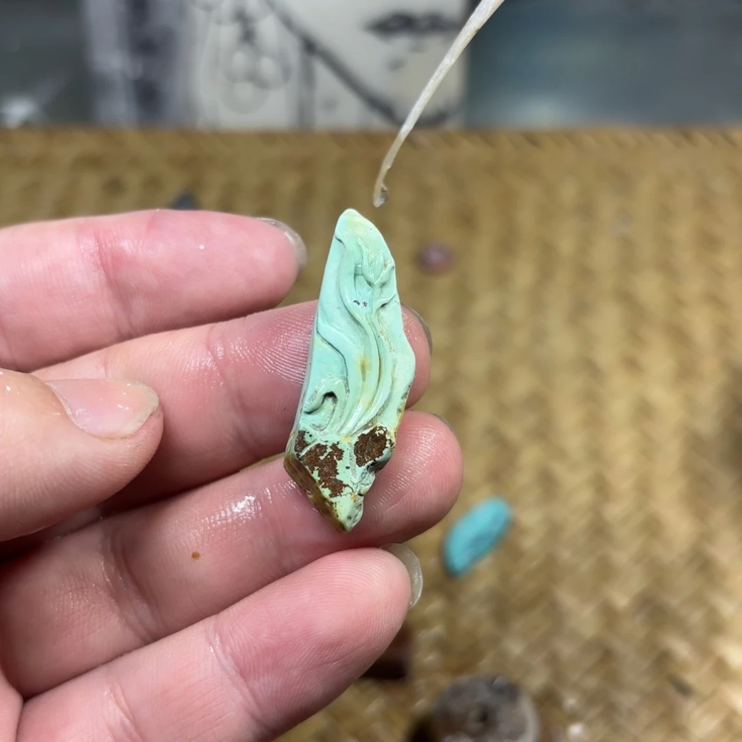 岫岩河磨玉（透闪石质玉）颈饰未镶嵌奎*