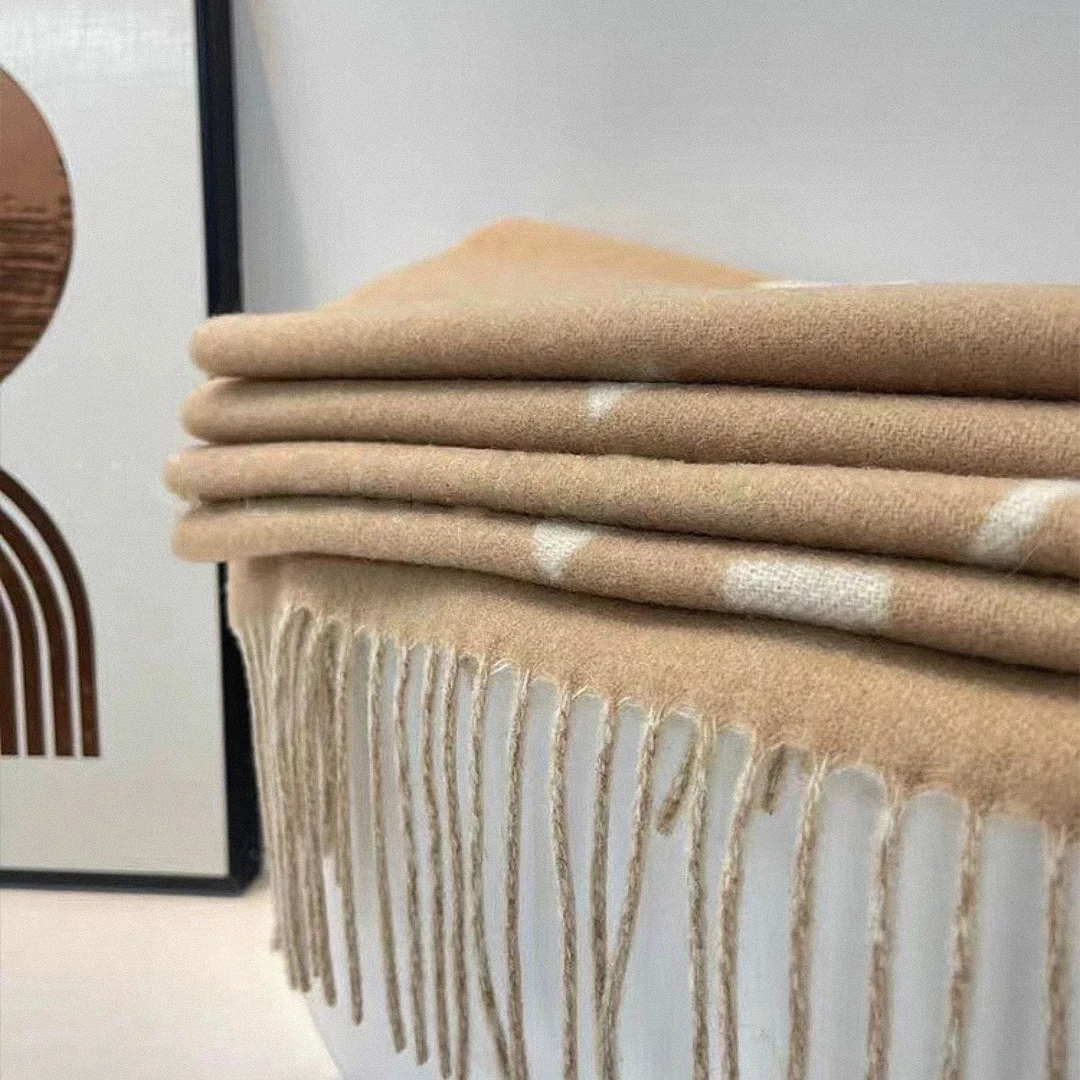 围巾（颜色随机）