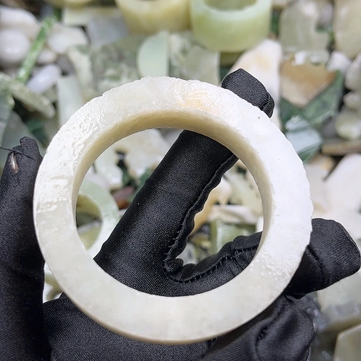 未镶嵌和田玉挂件52