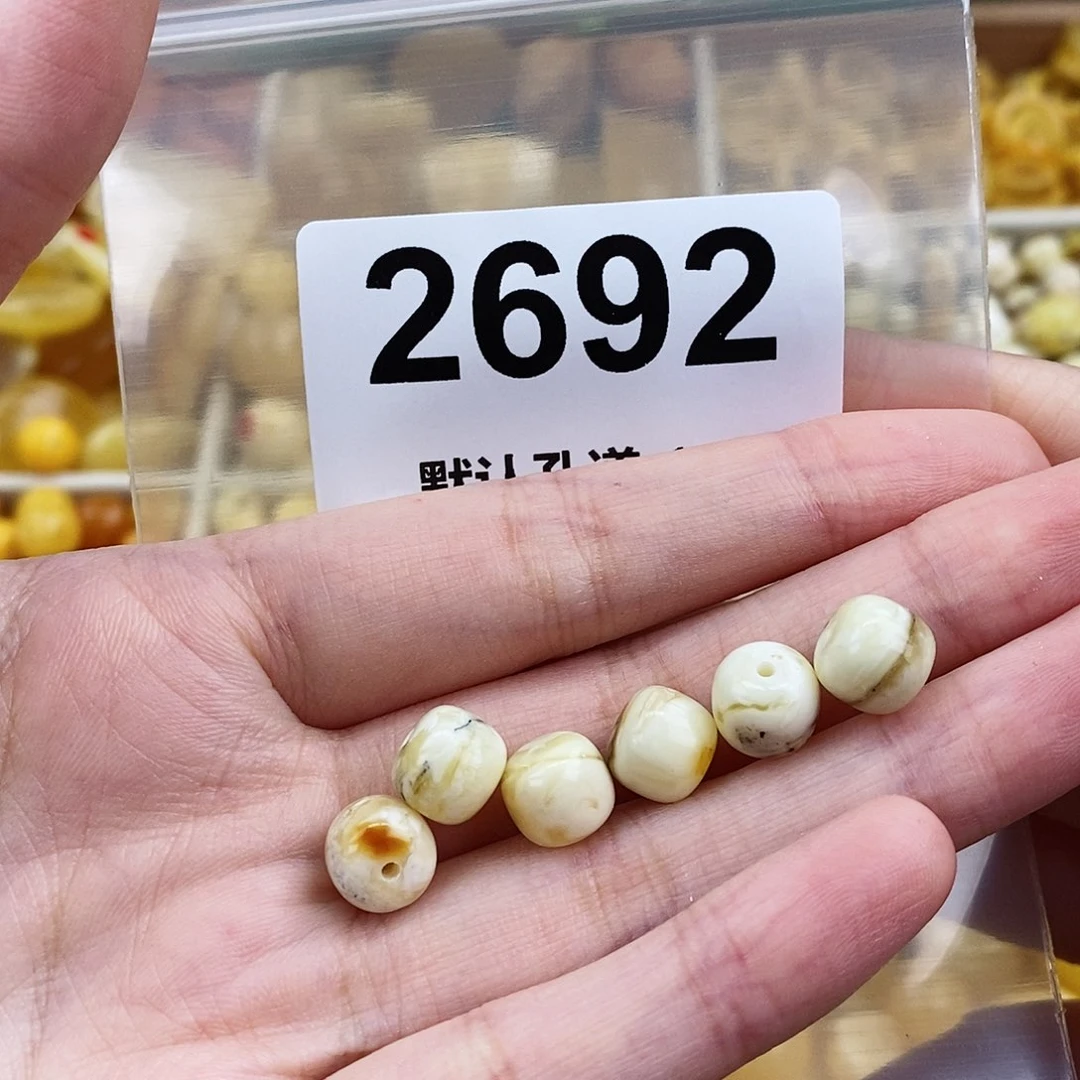 木***浠未镶嵌蜜蜡珠宝奇石8