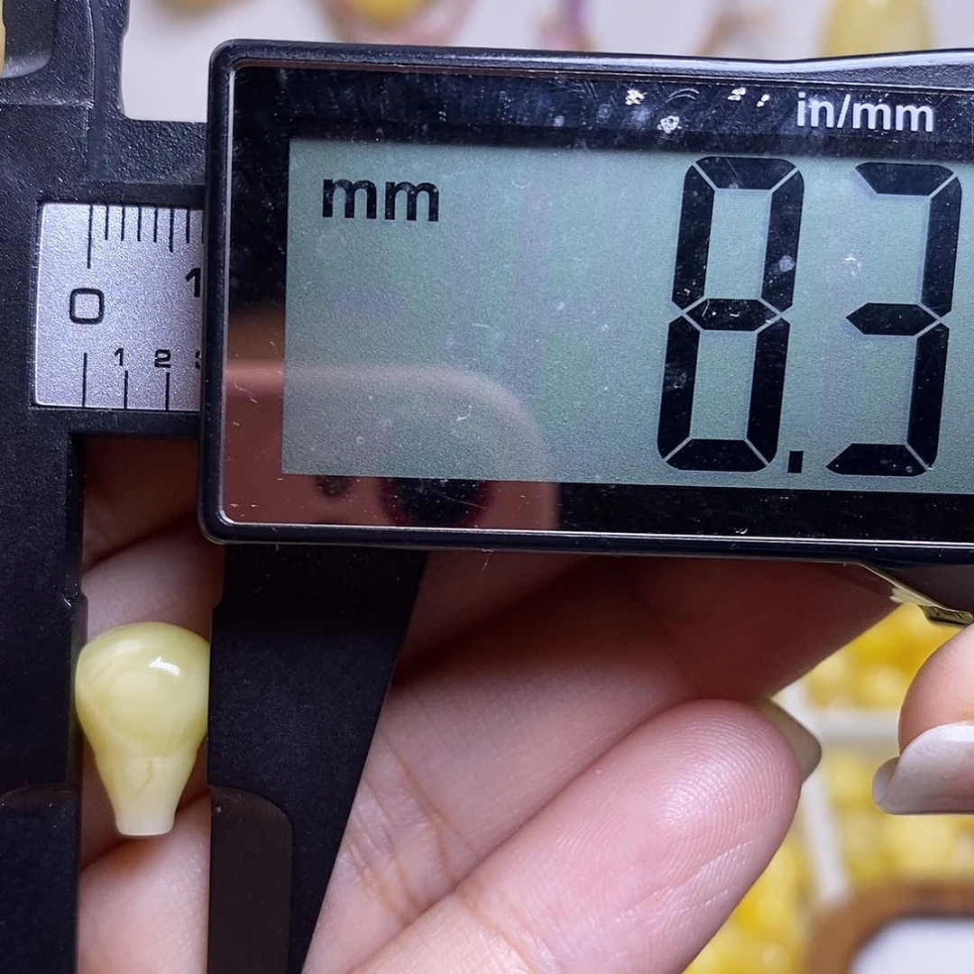 裸石琥珀未镶嵌蜜蜡三通