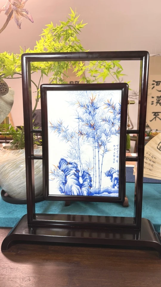 青花斗彩描金薄胎瓷板座屏竹石图