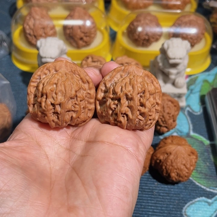文玩核桃把件天地