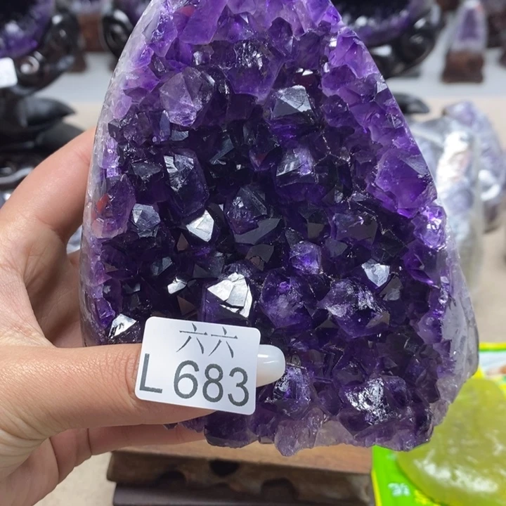 大型摆件（非配饰）未镶嵌水晶摆件