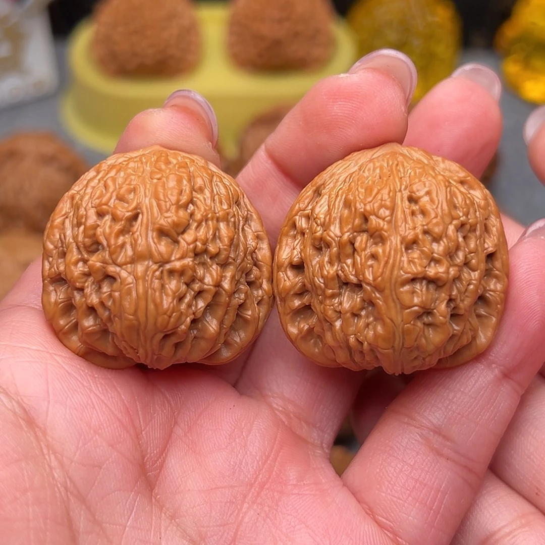 把件文玩核桃承德密纹红宝石34全品