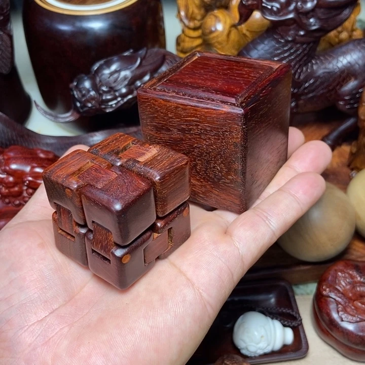 檀香紫檀（小叶紫檀）魔方加盒