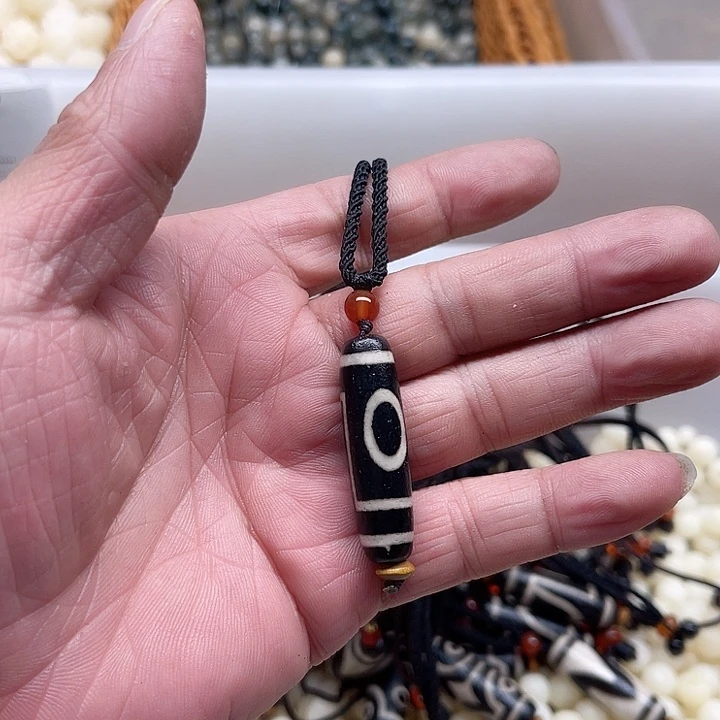 白玉菩提吊坠珠带眼