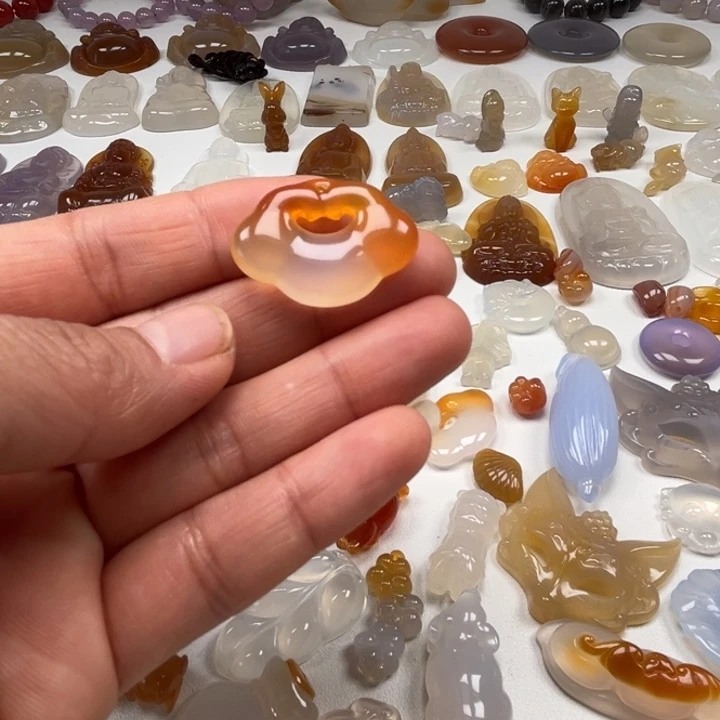 玛瑙/玉髓未镶嵌颈饰