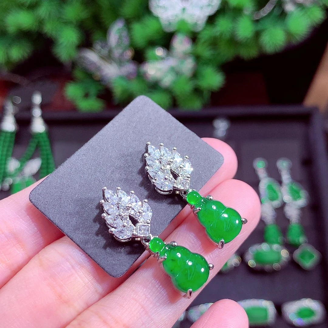 颈饰未镶嵌翡翠天然