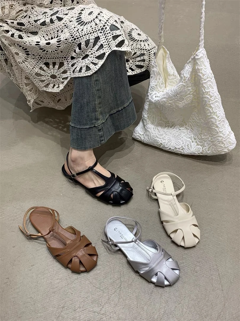 泡菜国新款凉鞋平底清仓no退no换