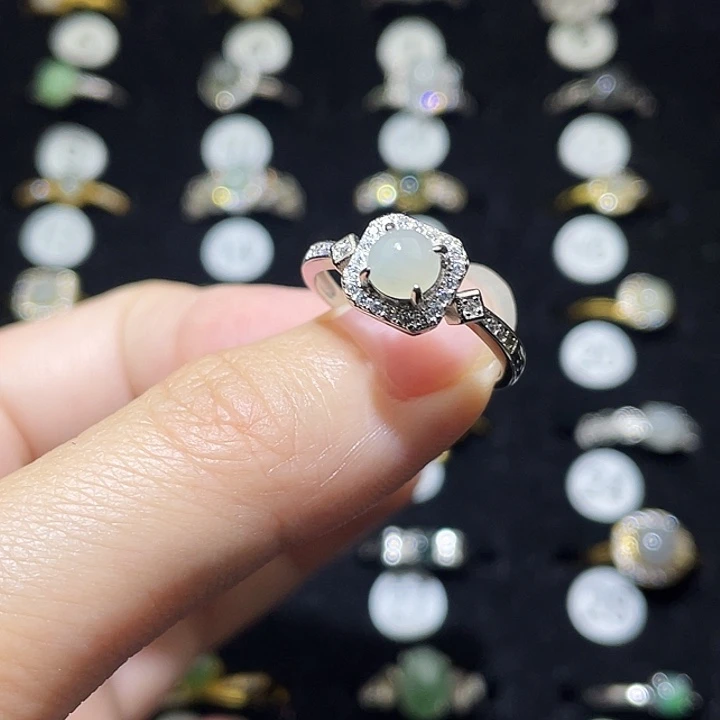 翡翠未镶嵌戒指戒指