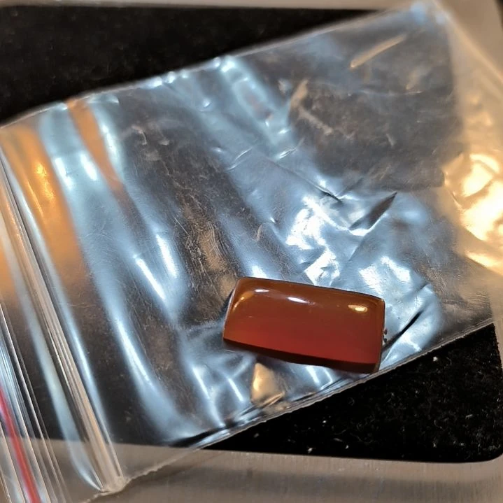 用***3石英岩玉未镶嵌戒面